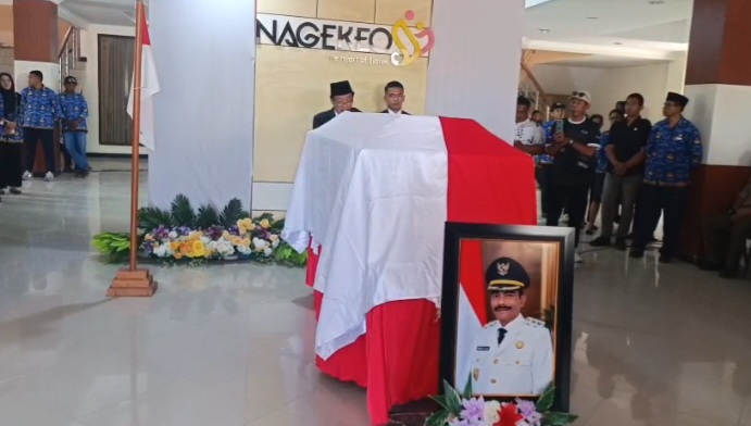 Air Mata Pemimpin dan Rakyat Nagekeo Melepas Kepergian Wakil Bupati Gonzalo Gratianus