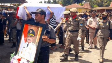 Ngada Nagekeo Berduka, Jenazah Wabup Gonzalo Tiba di Rumah Adat Rato Milo Langa
